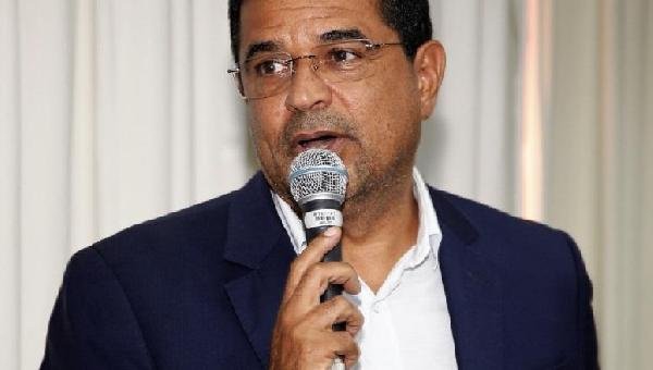 "AGORA AS COISAS VÃO AGILIZAR " DIZ SECRETÁRIO DAVIDSON MAGALHÃES SOBRE CRÉDITO DO DESENBAHIA