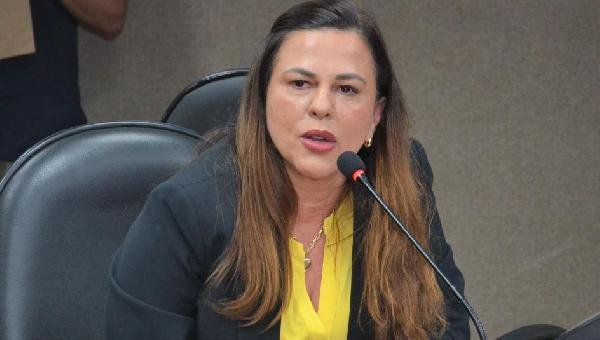DEPUTADA SOANE GALVÃO APRESENTA PROJETO DE LEI QUE COMBATE CRIMES CIBERNÉTICOS