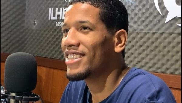 “EU ME AVENTUREI NO SEM KIMONO E MESMO ASSIM GANHEI PRATA”, DIZ DOUGLAS MOURA SOBRE DESTAQUE EM COMPETIÇÃO DE JIU-JÍTSU EM SALVADOR