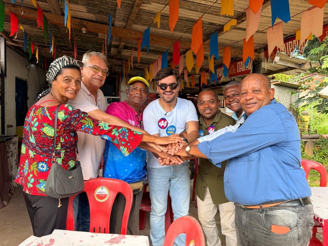 COUTO PINTADO DE AZUL INDICA PEDIDO POR MUDANÇA E POPULAÇÃO FECHADA COM VALDERICO E ACM NETO