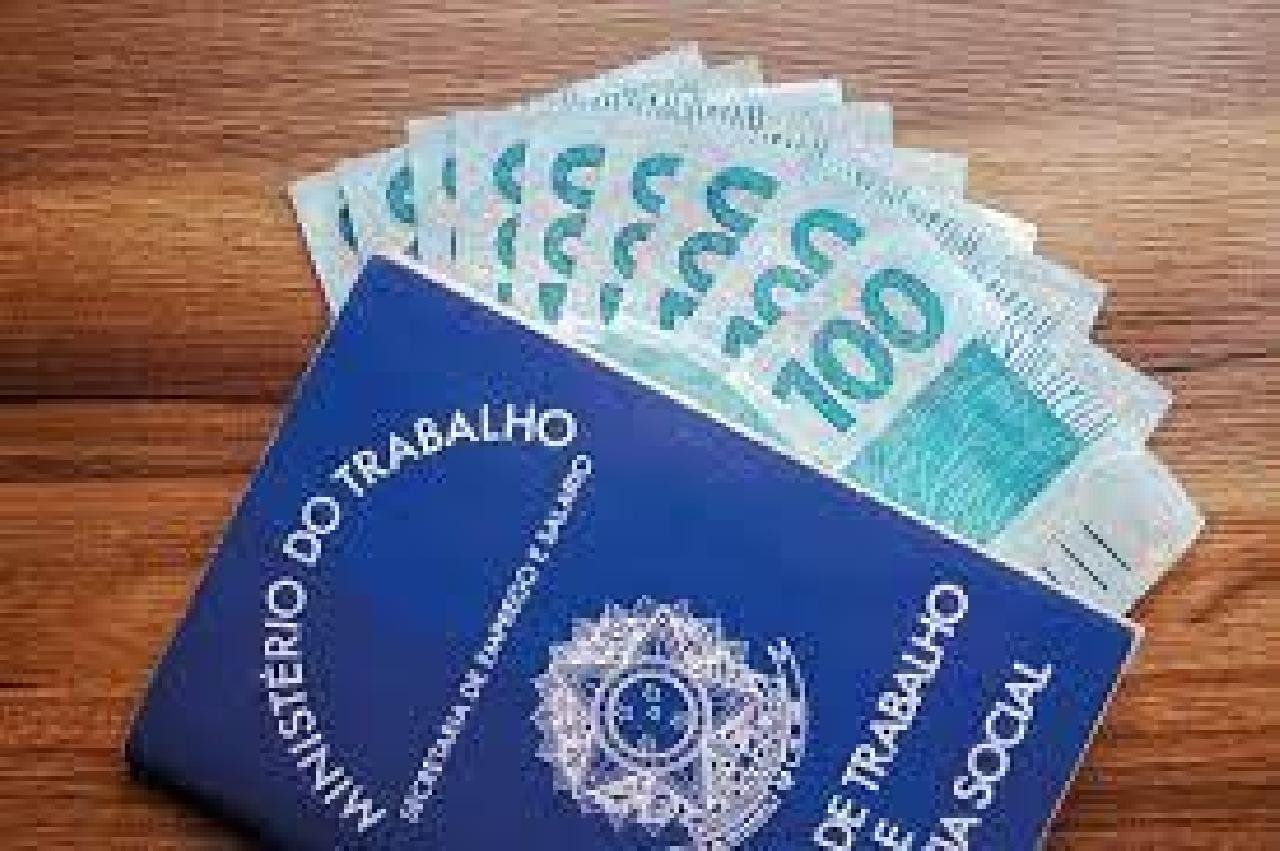 NOVO SALÁRIO MÍNIMO ENTRA EM VIGOR HOJE; CONFIRA VALOR NOVO SALÁRIO MÍNIMO ENTRA EM VIGOR HOJE; CONFIRA VALOR