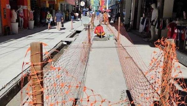 ILHÉUS: OBRAS DO CALÇADÃO SERÃO RETOMADAS NA SEGUNDA-FEIRA 