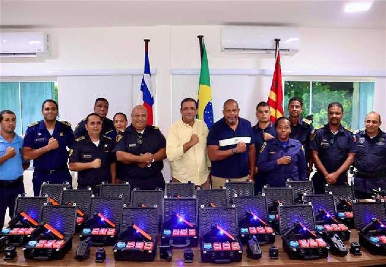 ILHÉUS: GUARDA CIVIL EM ILHÉUS SERÁ ARMADA COM TASERS ILHÉUS: GUARDA CIVIL EM ILHÉUS SERÁ ARMADA COM TASERS