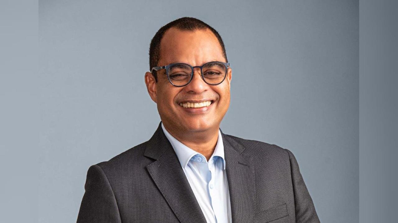 MAGNO LAVIGNE DEFENDE UNIÃO DA SOCIEDADE PARA CONSTRUIR NOVO CICLO DE DESENVOLVIMENTO EM ILHÉUS