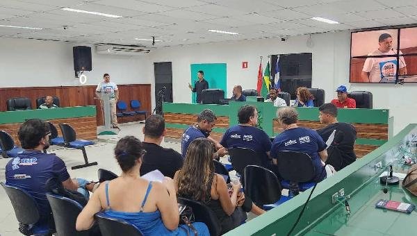 IMPACTOS DA REFORMA ADMINISTRATIVA PARA O SERVIÇO PÚBLICO EM ILHÉUS SÃO DISCUTIDOS NA CÂMARA IMPACTOS DA REFORMA ADMINISTRATIVA PARA O SERVIÇO PÚBLICO EM ILHÉUS SÃO DISCUTIDOS NA CÂMARA