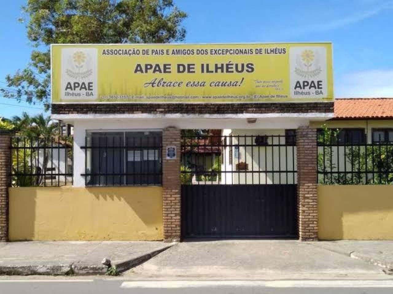 APAE DE ILHÉUS COMPLETA 43 ANOS APAE DE ILHÉUS COMPLETA 43 ANOS