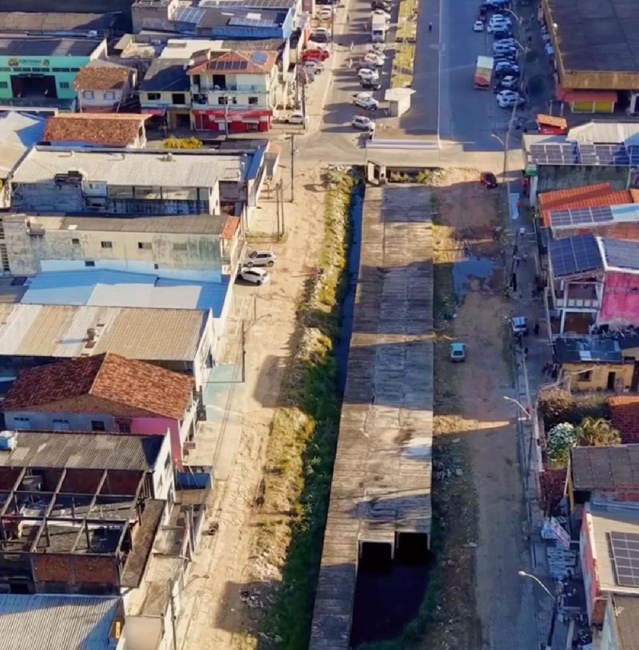 PREFEITO VALDERICO JÚNIOR, ANUNCIA RETOMADA DAS OBRAS DO CANAL DO MALHADO EM ILHÉUS