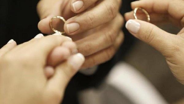 STJ AUTORIZA ACRÉSCIMO DE SOBRENOME DO CÔNJUGUE APÓS CASAMENTO