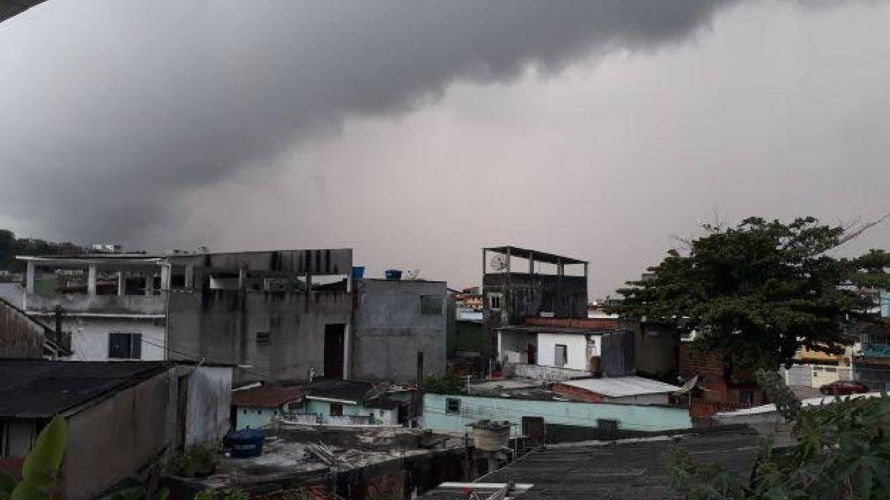 PREVISÃO DE CHUVA ATÉ SEGUNDA-FEIRA EM ILHÉUS PREVISÃO DE CHUVA ATÉ SEGUNDA-FEIRA EM ILHÉUS