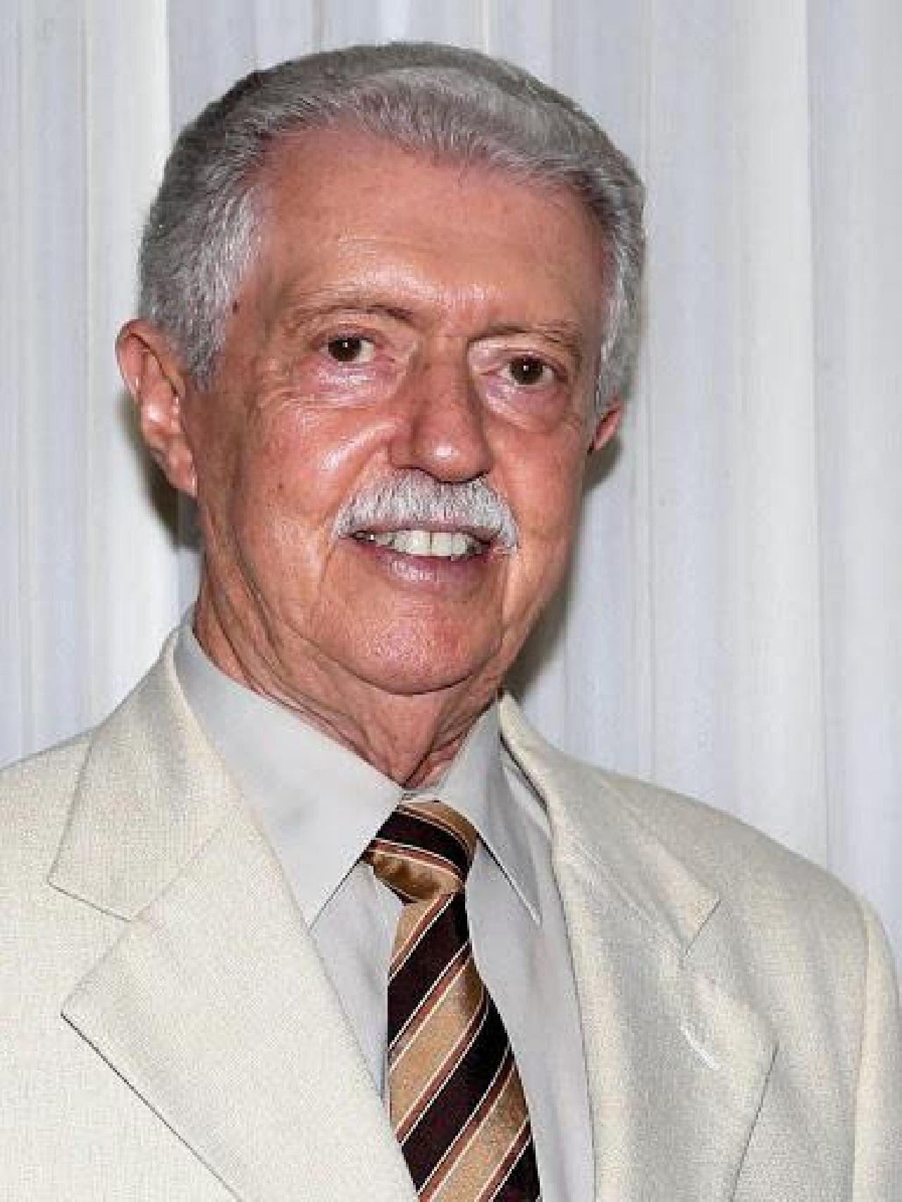 “ SE CONTINUARMOS FECHADOS POR MUITO TEMPO, MUITAS EMPRESAS NÃO REABRIRÃO”, AFIRMA PRESIDENTE DO SINCOMÉRCIO “ SE CONTINUARMOS FECHADOS POR MUITO TEMPO, MUITAS EMPRESAS NÃO REABRIRÃO”, AFIRMA PRESIDENTE DO SINCOMÉRCIO