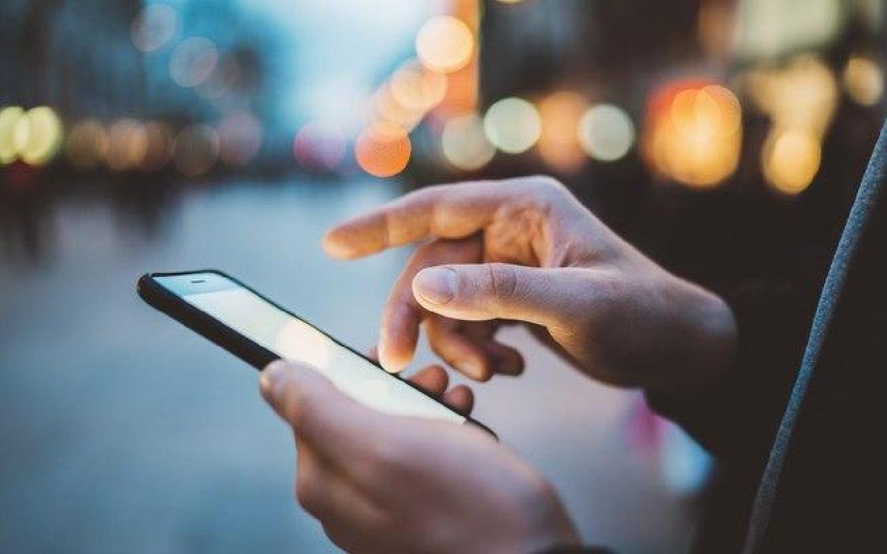 BRASIL É O 3º PAÍS EM QUE PESSOAS PASSAM MAIS TEMPO EM APLICATIVOS