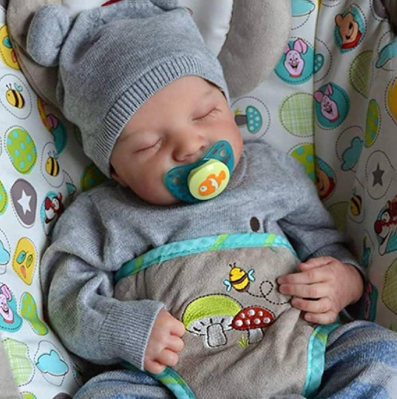BAHIA: MÃE DE BEBÊ REBORN TEM 'LICENÇA-MATERNIDADE' NEGADA E ENTRA NA JUSTIÇA BAHIA: MÃE DE BEBÊ REBORN TEM 'LICENÇA-MATERNIDADE' NEGADA E ENTRA NA JUSTIÇA