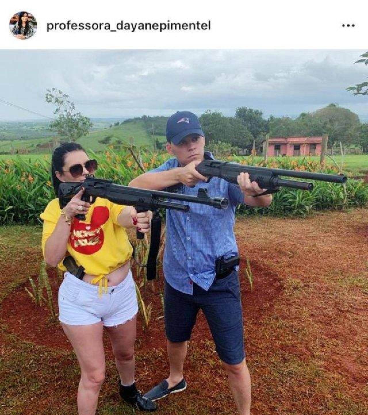 SSP-BA MANDA POLÍCIA INVESTIGAR DEPUTADA FEDERAL E MARIDO APÓS POSTS COM ARMAS DE FOGO SSP-BA MANDA POLÍCIA INVESTIGAR DEPUTADA FEDERAL E MARIDO APÓS POSTS COM ARMAS DE FOGO