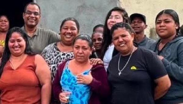EM ITABUNA, MORADORES DO MARIA PINHEIRO RECEBEM MAGNO LAVIGNE E APRESENTAM REIVINDICAÇÕES