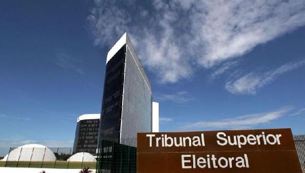 TRINTA CANDIDATOS JÁ FORAM PRESOS E 1,7 MIL URNAS SUBSTITUÍDAS, DIZ TSE