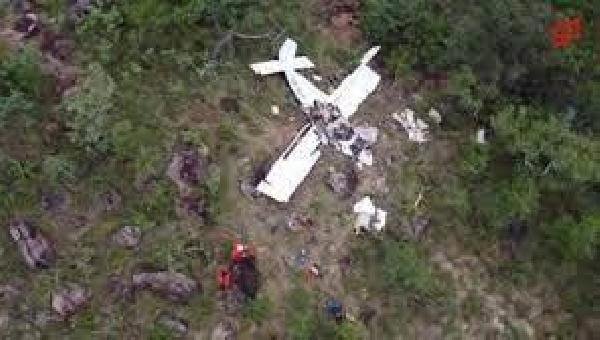 PAI E FILHO VÍTIMAS DE ACIDENTE COM AVIÃO NO OESTE BAIANO SERÃO SEPULTADOS NESTA SEGUNDA