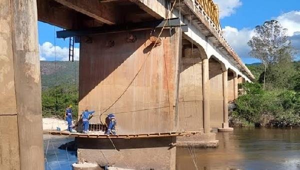 PONTE SOBRE O RIO JEQUITINHONHA TERÁ TRÁFEGO CONTROLADO A PARTIR DESTA QUARTA-FEIRA (18)