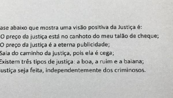 QUESTÃO DE CONCURSO CAUSA POLÊMICA AO CITAR 