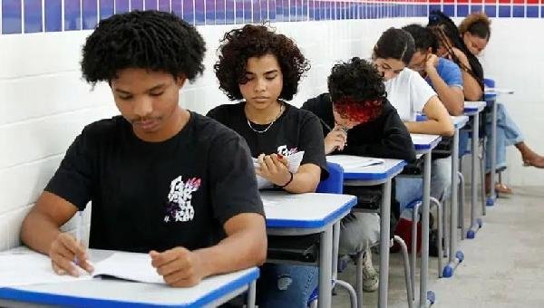 TRANSPORTE PÚBLICO SERÁ GRATUITO PARA CANDIDATOS DO ENEM NESTE DOMINGO (03), E NO PRÓXIMO (10)