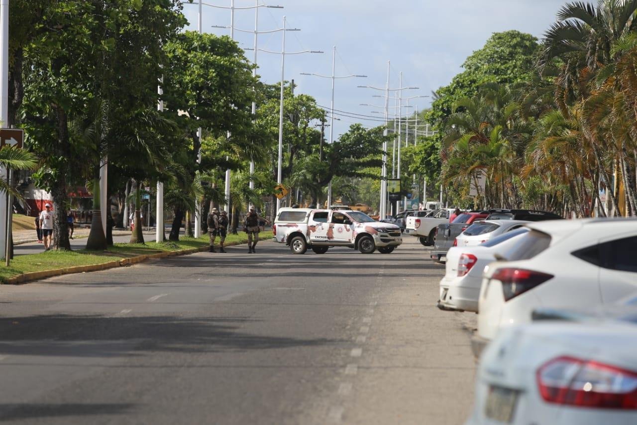 POLÍCIA FECHA PARTE DA AV. SOARES LOPES EM OPERAÇÃO CONTRA ASPRA POLÍCIA FECHA PARTE DA AV. SOARES LOPES EM OPERAÇÃO CONTRA ASPRA