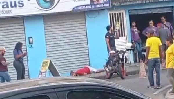 JOVEM É MORTO A TIROS NA RUA TIRADENTES, NO CENTRO DE ILHÉUS
