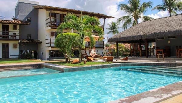 MULHER DIZ QUE FOI ROUBADA NA POUSADA HIBISCUS EM ILHÉUS! GERENTE REBATE