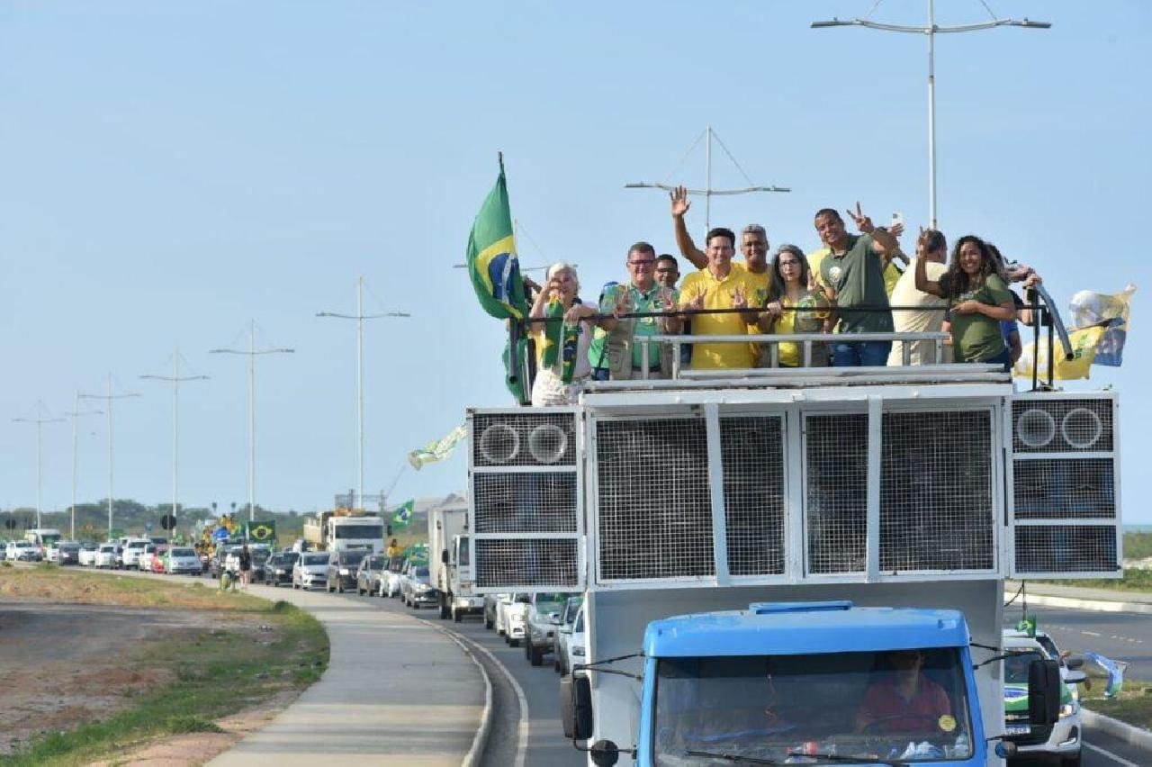 JOÃO ROMA FAZ CARREATAS EM ILHÉUS E ITABUNA JOÃO ROMA FAZ CARREATAS EM ILHÉUS E ITABUNA