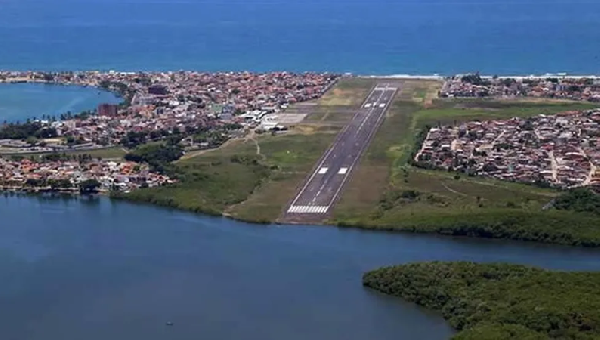 AEROPORTO: CONSTRUÇÃO DE POSTO DE COMBUSTÍVEL PARA AVIÕES EM ÁREA DE MANGUE É INTERDITADA EM ILHÉUS