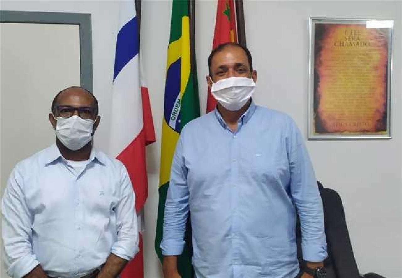 MÁRIO E BEBETO VISTORIAM SEDE ADMINISTRATIVA PARA REQUALIFICAÇÃO MÁRIO E BEBETO VISTORIAM SEDE ADMINISTRATIVA PARA REQUALIFICAÇÃO