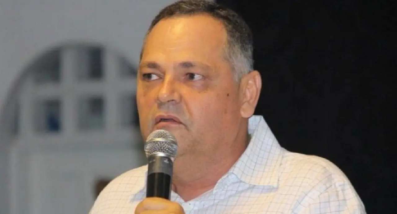 MPE PEDE INDEFERIMENTO DE CANDIDATURA DE EX-PREFEITO DE EUNÁPOLIS MPE PEDE INDEFERIMENTO DE CANDIDATURA DE EX-PREFEITO DE EUNÁPOLIS