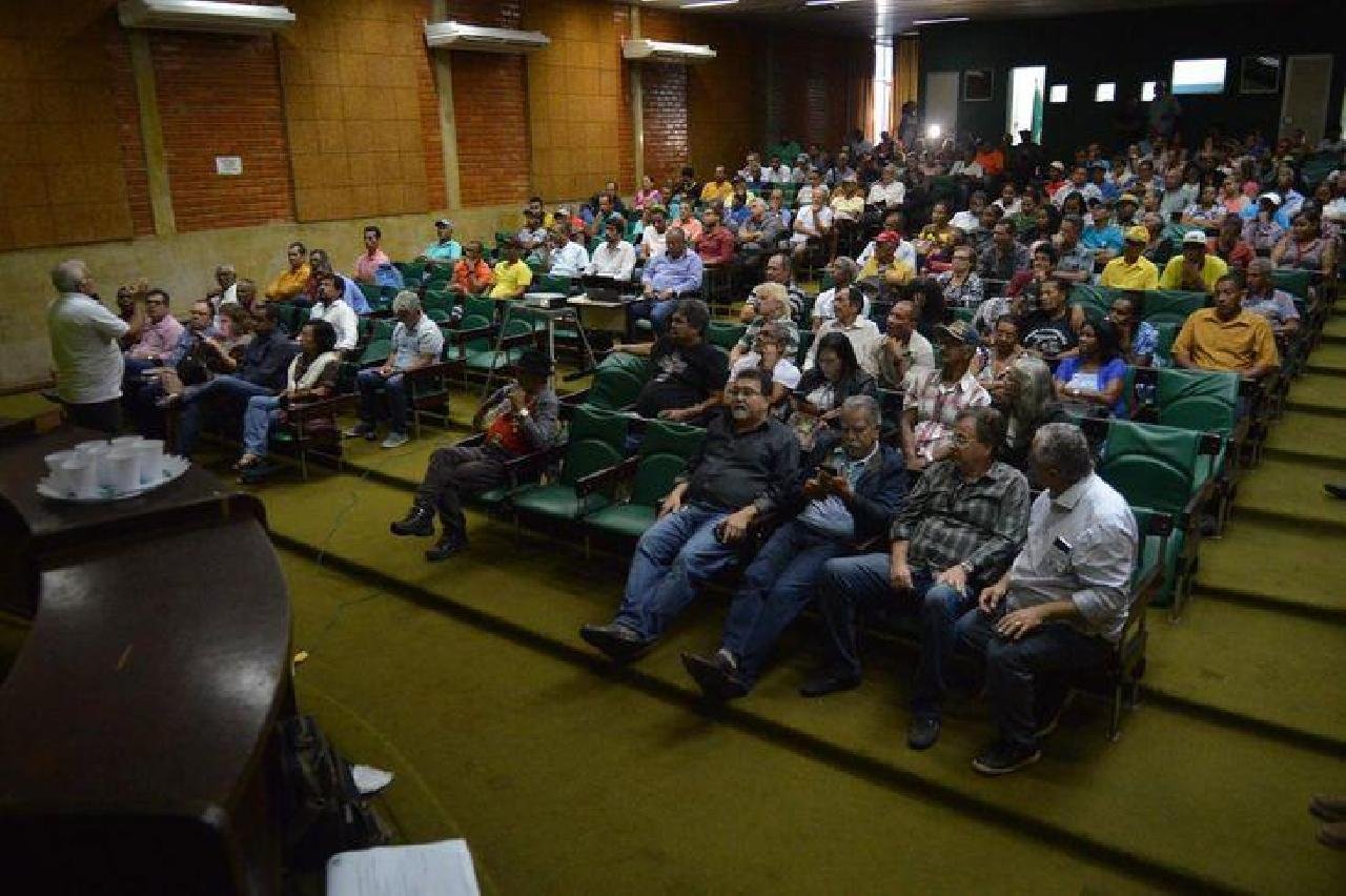 ENCONTRO DISCUTE INOVAÇÕES TECNOLÓGICAS PARA CADEIA PRODUTIVA DO CACAU ENCONTRO DISCUTE INOVAÇÕES TECNOLÓGICAS PARA CADEIA PRODUTIVA DO CACAU