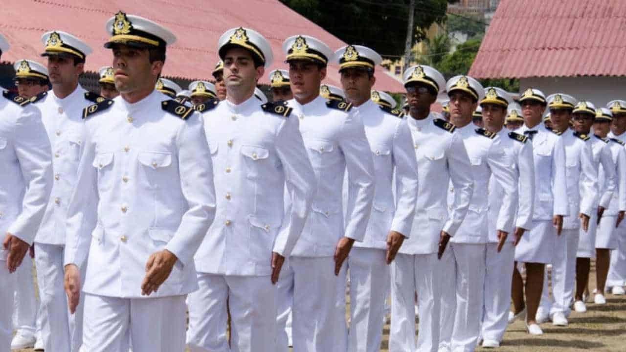 MARINHA ABRE 750 VAGAS PARA NÍVEL MÉDIO MARINHA ABRE 750 VAGAS PARA NÍVEL MÉDIO