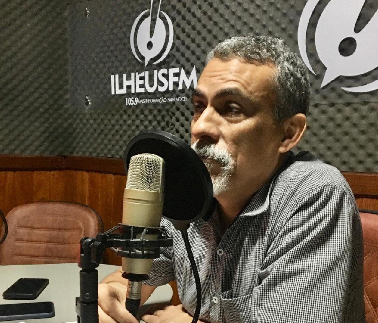 SECRETÁRIO AFIRMA QUE VACINAÇÃO SÓ TERMINA QUANDO ACABAREM OS IMUNIZANTES SECRETÁRIO AFIRMA QUE VACINAÇÃO SÓ TERMINA QUANDO ACABAREM OS IMUNIZANTES