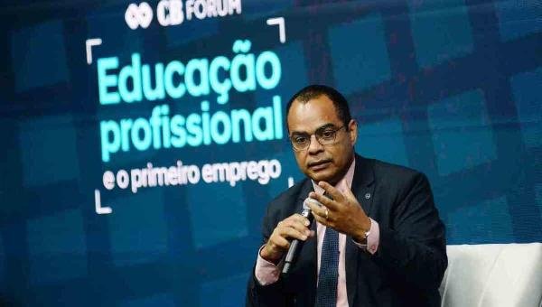 MAGNO LAVIGNE ANUNCIA FILIAÇÃO AO PARTIDO REDE SUSTENTABILIDADE E PRÉ-CANDIDATURA A DEPUTADO ESTADUAL