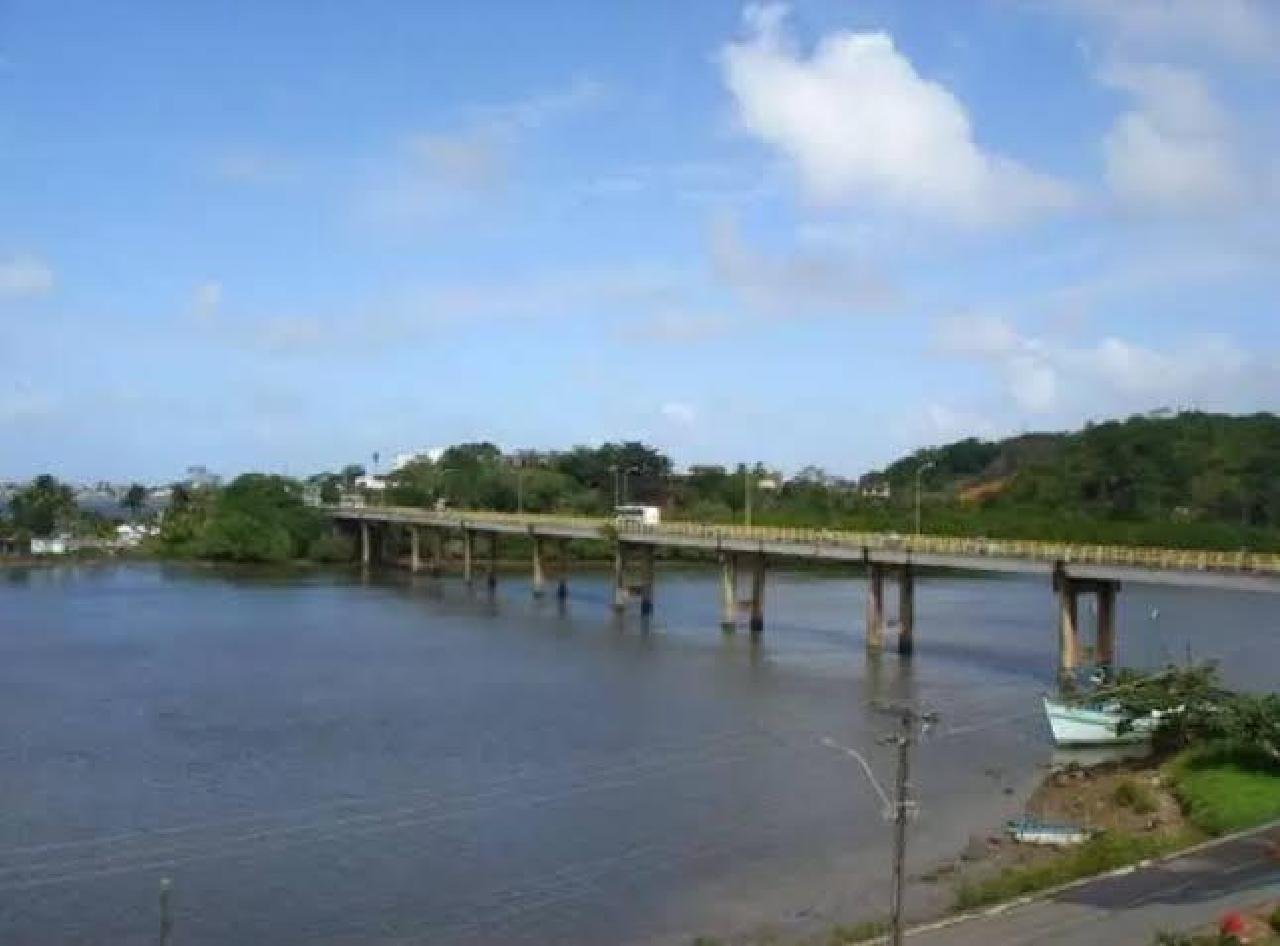 PONTE LOMANTO JÚNIOR TERÁ INTERDIÇÃO PARCIAL NESTA SEXTA-FEIRA PARA RETIRADA DE FIAÇÃO QUE TOCA O RIO PONTE LOMANTO JÚNIOR TERÁ INTERDIÇÃO PARCIAL NESTA SEXTA-FEIRA PARA RETIRADA DE FIAÇÃO QUE TOCA O RIO