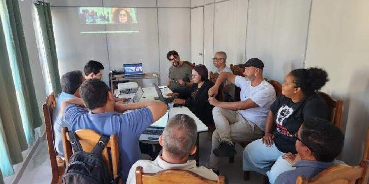 APPI/APLB SE REÚNE COM PREFEITURA DE CANAVIEIRAS PARA DISCUTIR CAMPANHA SALARIAL APPI/APLB SE REÚNE COM PREFEITURA DE CANAVIEIRAS PARA DISCUTIR CAMPANHA SALARIAL