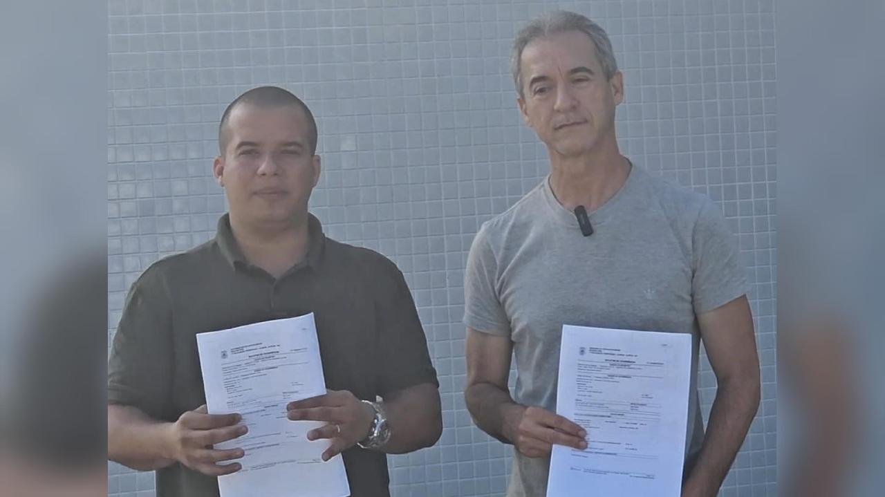 CORONEL RESENDE E THIAGO MARTINS REGISTRAM BOLETIM DE OCORRÊNCIA CONTRA FAKE NEWS EM ILHÉUS CORONEL RESENDE E THIAGO MARTINS REGISTRAM BOLETIM DE OCORRÊNCIA CONTRA FAKE NEWS EM ILHÉUS
