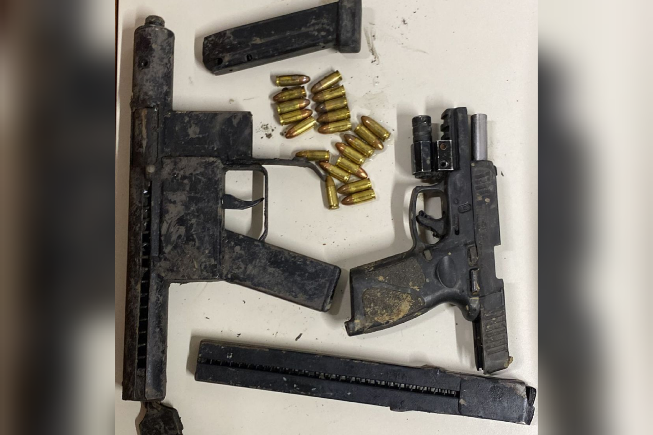 POLÍCIA MILITAR RESGATA REFÉNS QUE SERIAM ASSASSINADOS EM ILHÉUS POLÍCIA MILITAR RESGATA REFÉNS QUE SERIAM ASSASSINADOS EM ILHÉUS