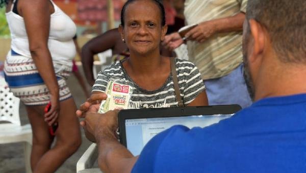 ENTREGA DE VOUCHERS PARA OS KITS DA SEMANA SANTA É INICIADA EM ILHÉUS 