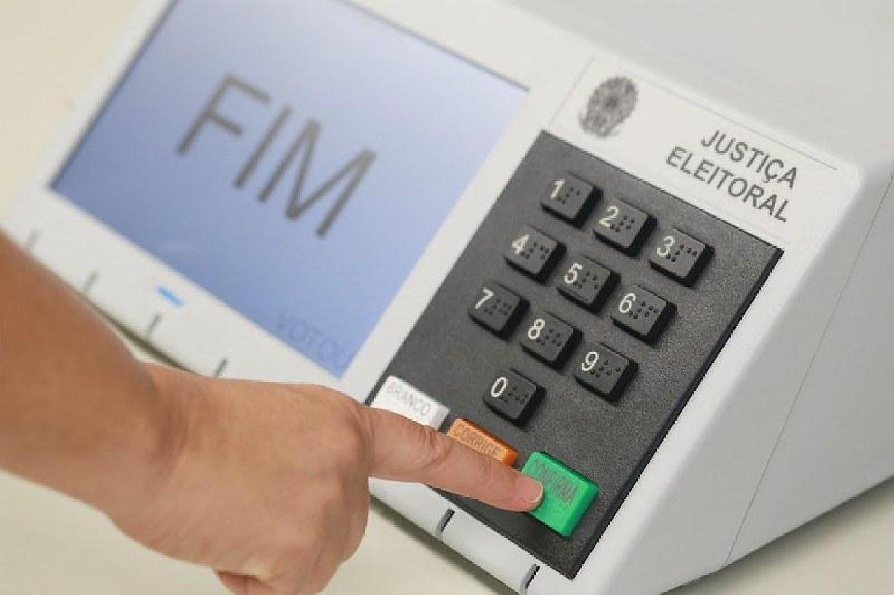 LULA LIDERA PRIMEIROS BOLETINS NO EXTERIOR; FLÁVIO VENCE NAS FILIPINAS E TAILÂNDIA