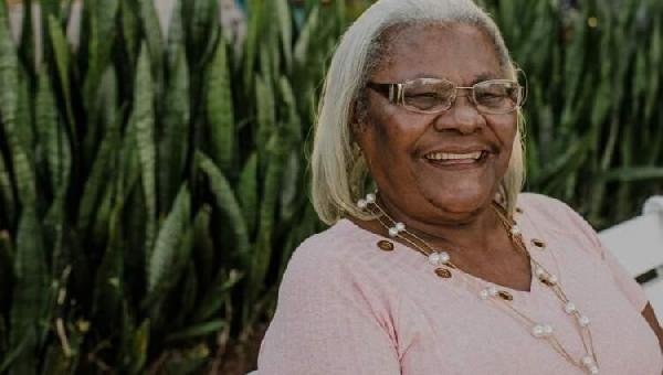 CANÇÃO DE DONA VAL, CANTORA DE ILHÉUS, COMPÕE CENA DA NOVELA RENASCER 