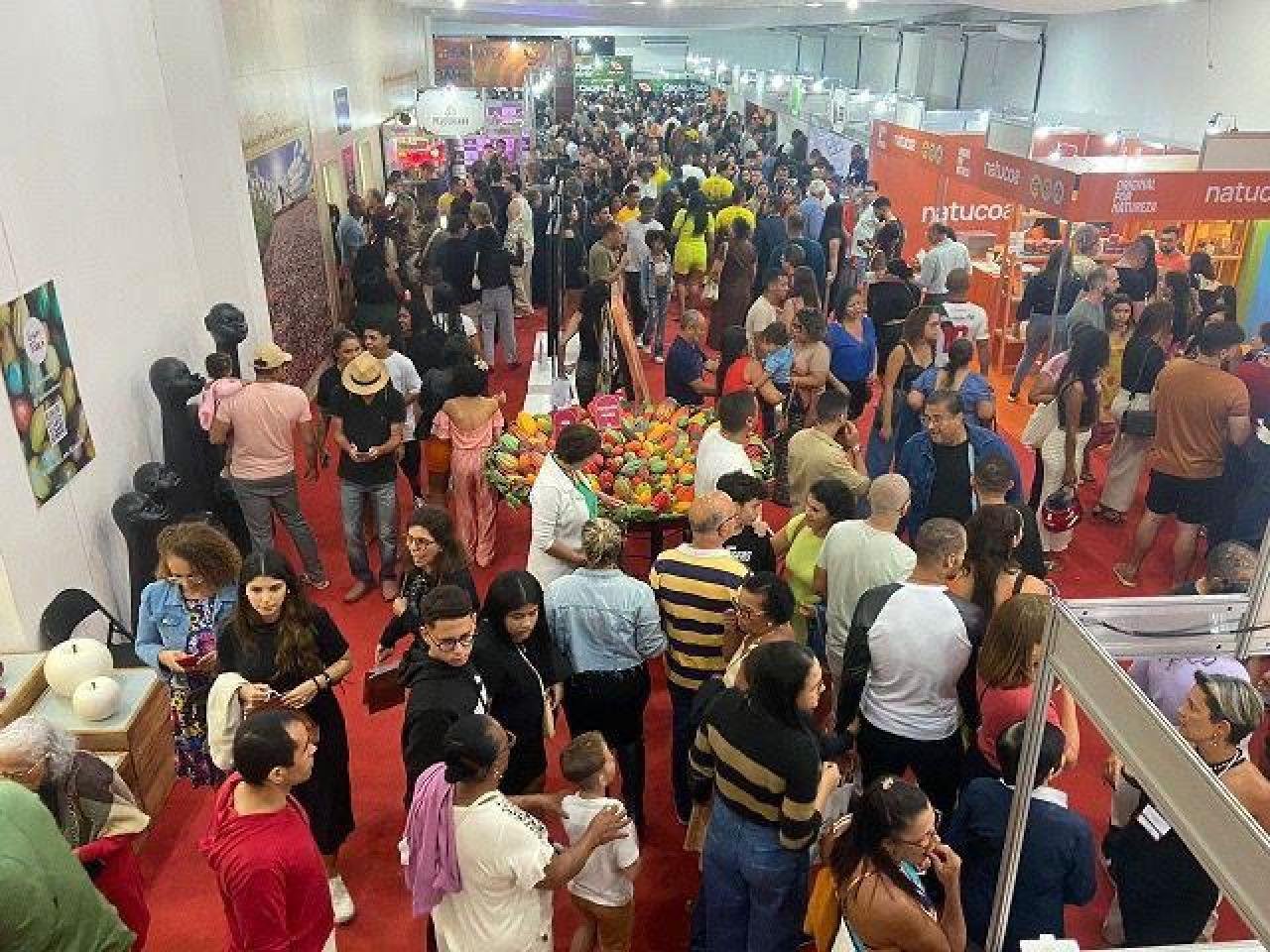 MAIS UMA EDIÇÃO DE SUCESSO: CHOCOLAT FESTIVAL RECEBE 65 MIL PESSOAS E GERA R$25 MILHÕES RM NEGÓCIOS EM ILHÉUS MAIS UMA EDIÇÃO DE SUCESSO: CHOCOLAT FESTIVAL RECEBE 65 MIL PESSOAS E GERA R$25 MILHÕES RM NEGÓCIOS EM ILHÉUS