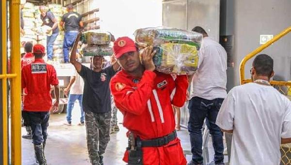 ILHÉUS RECEBE DONATIVOS ENVIADOS PELA DEFESA CIVIL NACIONAL 