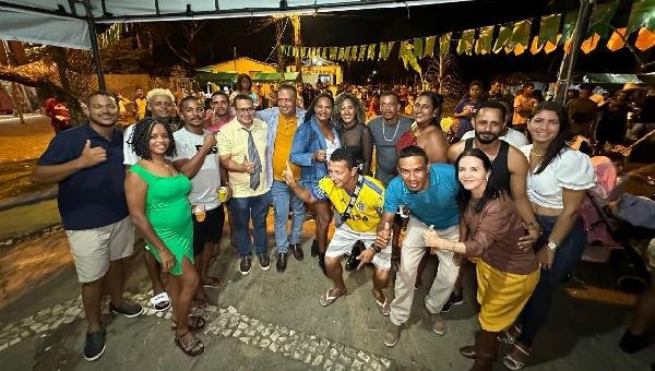 BENTO LIMA PRESTIGIA SÃO JOÃO NOS BAIRROS DE ILHÉUS