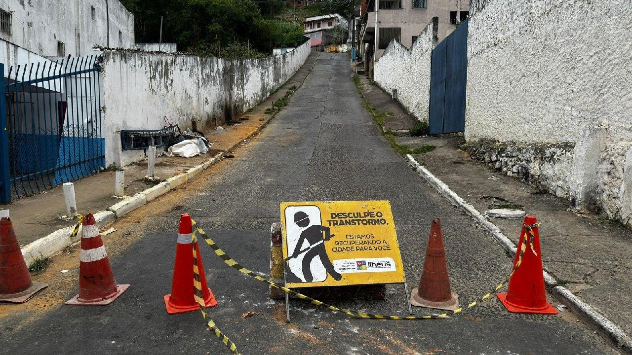 LADEIRA DO JACARÉ, CONHECIDA COMO LADEIRA DO CANECÃO, RECEBE MANUTENÇÃO ESTRUTURAL