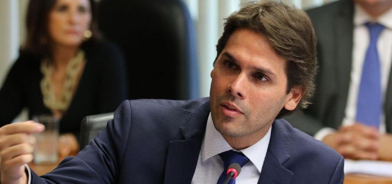 GOVERNO ANUNCIA DEMISSÃO DO PRESIDENTE DO INSS, RENATO RODRIGUES VIEIRA