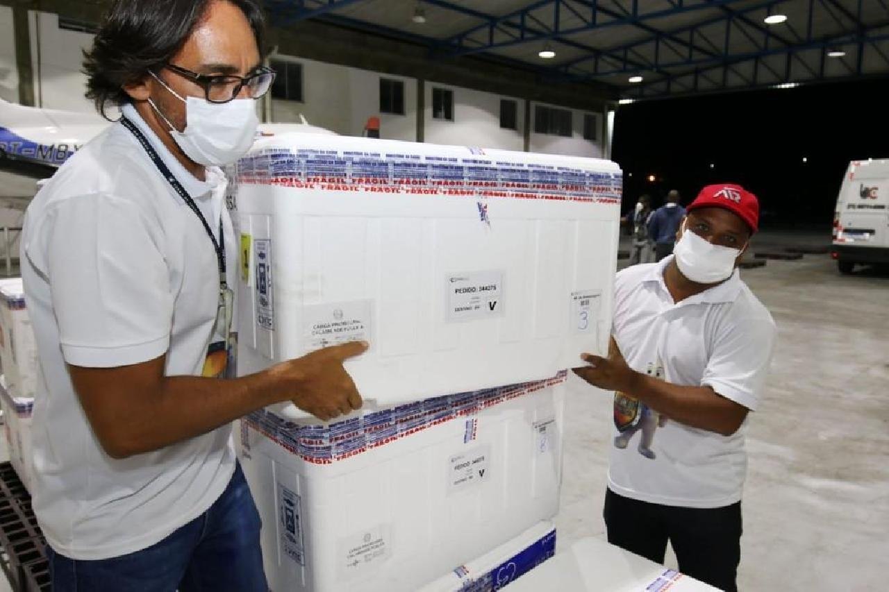 MAIS DE 178 MIL DOSES DA CORONAVAC CHEGAM À BAHIA MAIS DE 178 MIL DOSES DA CORONAVAC CHEGAM À BAHIA