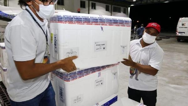 MAIS DE 178 MIL DOSES DA CORONAVAC CHEGAM À BAHIA