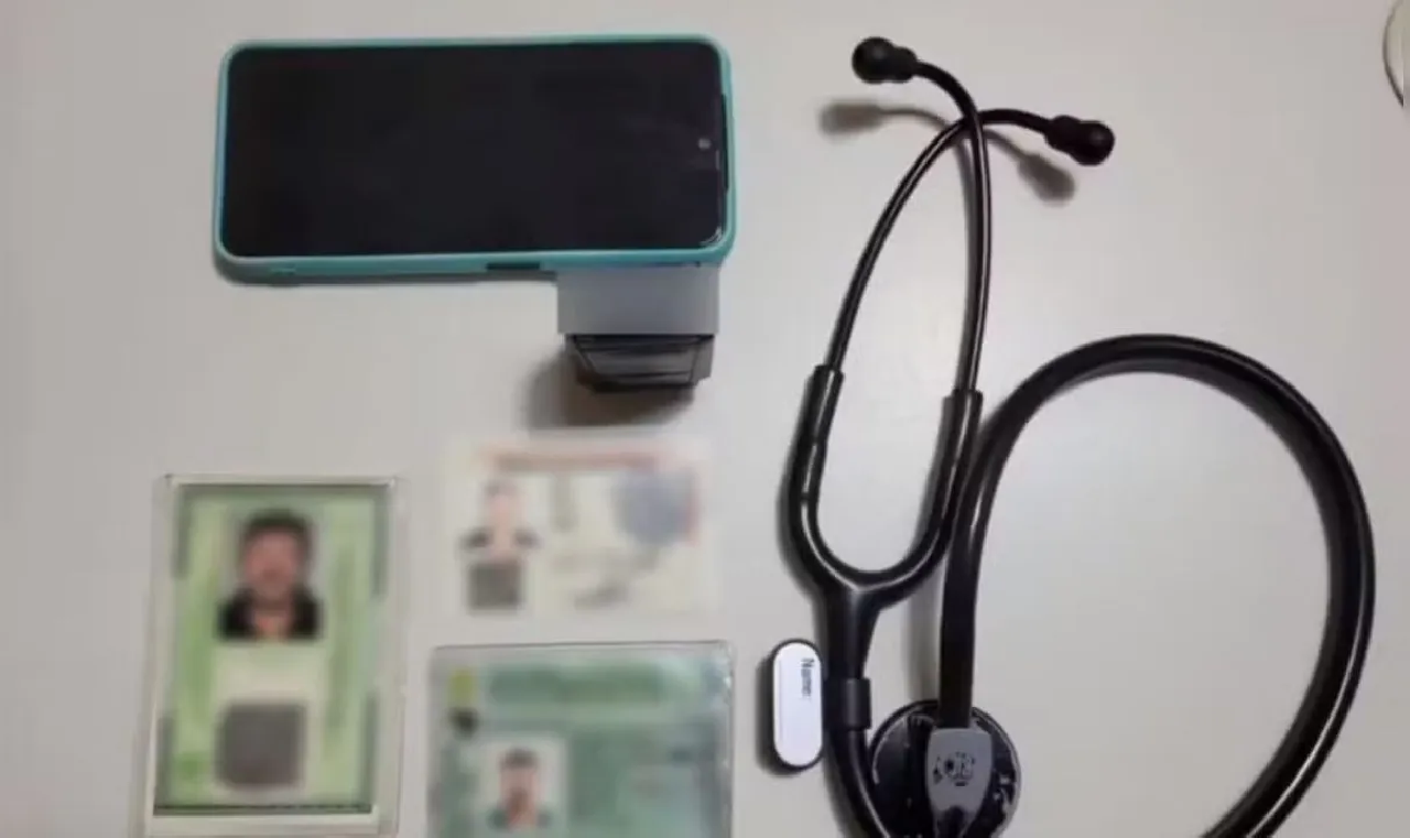 FALSO MÉDICO É PRESO EM FLAGRANTE AO TENTAR FUGIR DE HOSPITAL NO EXTREMO SUL DA BAHIA FALSO MÉDICO É PRESO EM FLAGRANTE AO TENTAR FUGIR DE HOSPITAL NO EXTREMO SUL DA BAHIA
