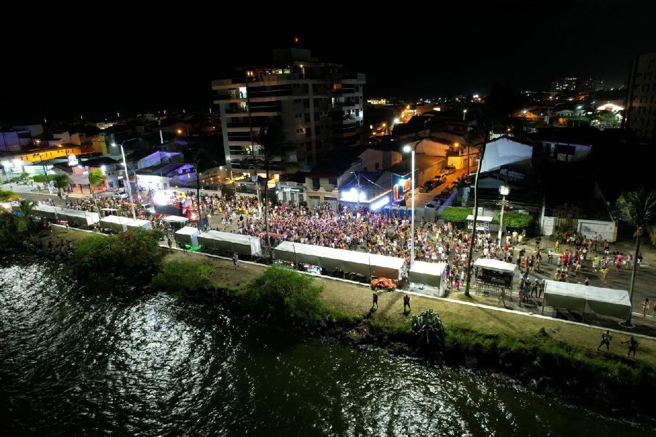 CARNAVAL DE ILHÉUS 2026 ANIMA BAIRROS E FORTALECE TRADIÇÃO CULTURAL 
